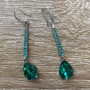 Emerald stone earrings